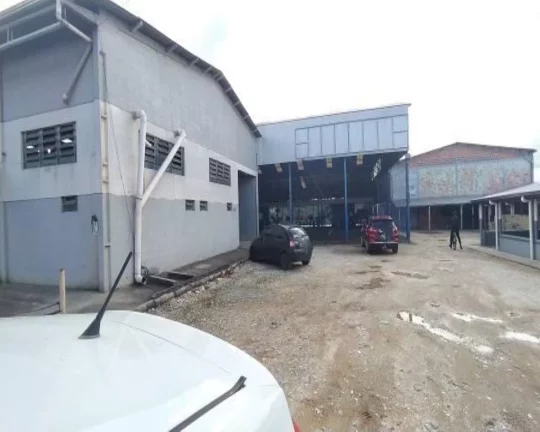 Imagem Terreno/Barracão, 7.550 m² no Santa Cândida em Curitiba-PR
