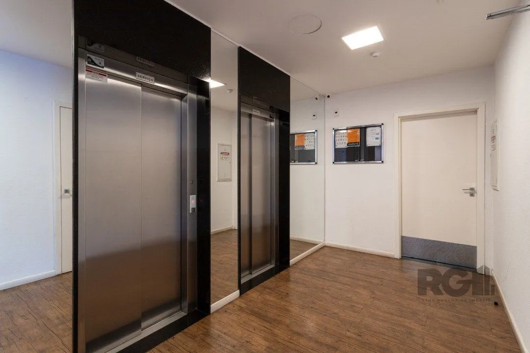 Imagem **Apartamento Residencial com 3 Quartos e 3 Banheiros em Camaquã, Porto Alegre, RS**