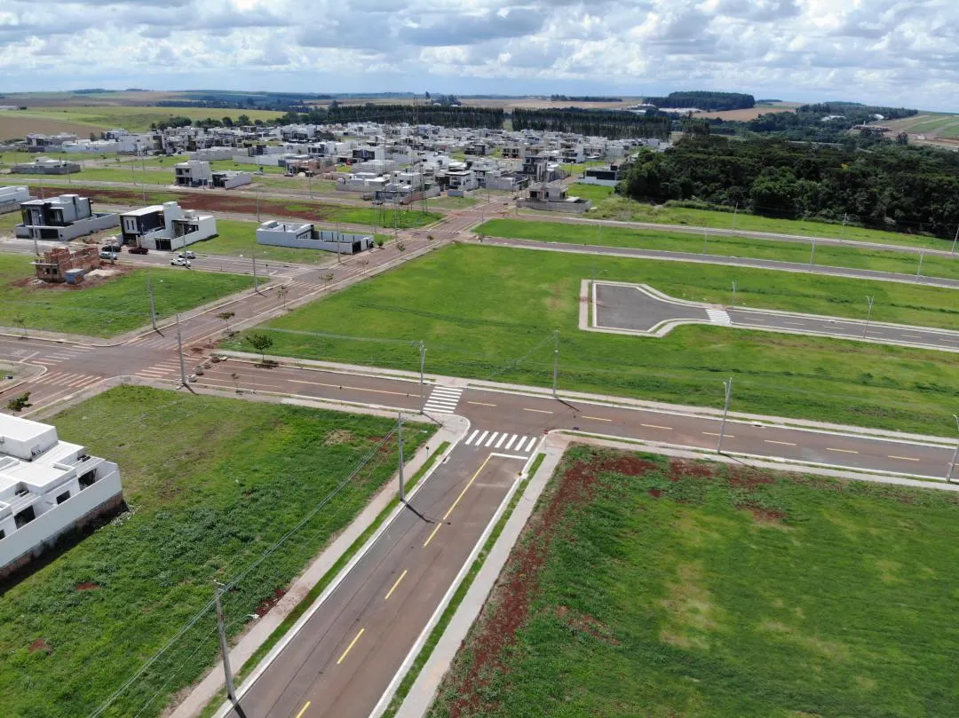 Imagem Terreno à venda em Cascavel, no bairro Colinas Tropical II