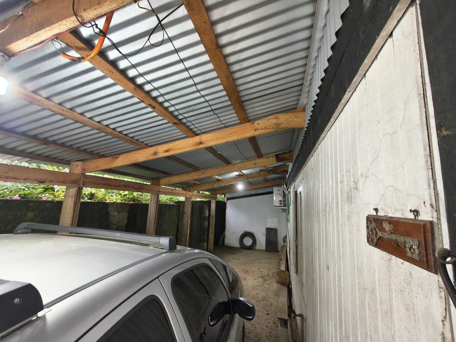Imagem Terreno medindo 1.296m² no bairro Ponta Grossa - Porto Alegre/RS