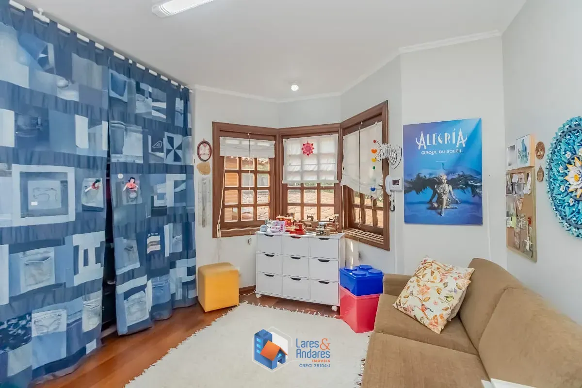 Imagem Casa no condomínio Clube Castelo para venda com 3 quartos, sendo 2 suítes, 306m²