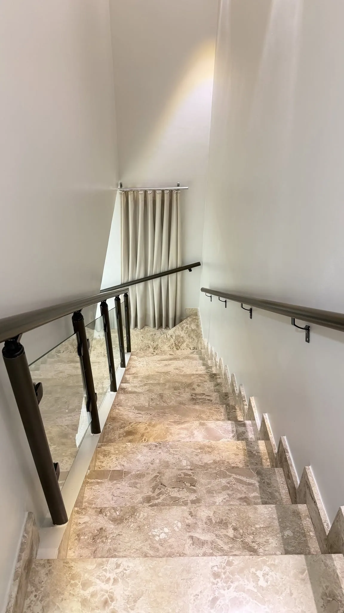 Imagem Sobrado Reformado No Villagio Di Capri