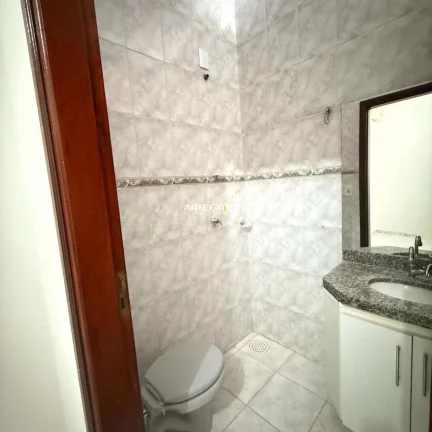 Imagem VENDE-SE ÓTIMA CASA DE ESQUINA – SAMEL PARK