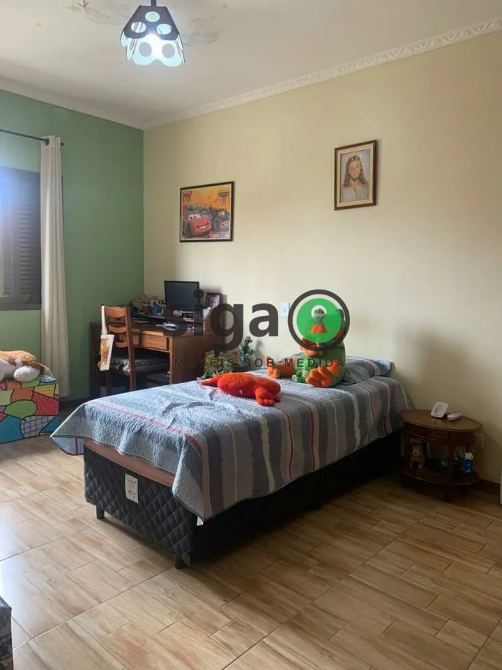 Imagem VENDE Casa Assobradada no Parque das Árvores (Região de Interlagos) 3 Dormitórios, Edícula e 4 Vagas