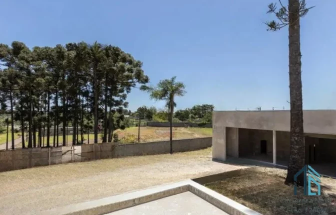 Imagem Casa com 620 m², 04 suítes, 04 vagas em condomínio no Orleans/Santa Felicidade em Curitiba PR