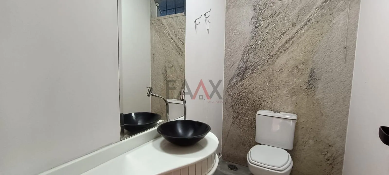 Imagem Sala comercial para locação no Morro Alto de 400m em Guarapuava PR
