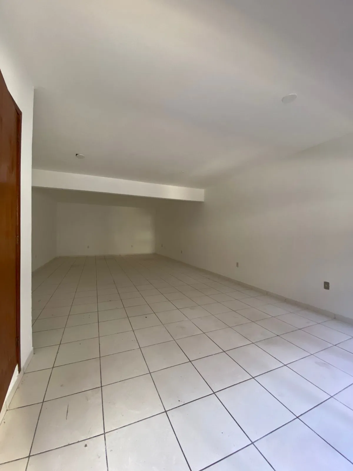 Imagem Cond. Centro Comercial Canoas Vende 2 salas , 124m², 62m² cada uma, 2 banheiros