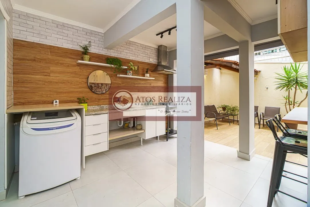 Imagem Sobrado de 180m² em Vila Mazzei, São Paulo - 3 dormitórios, 3 suítes, 3 banheiros por R$ 870.000