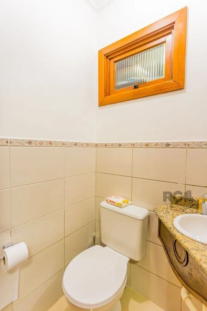 Imagem Casa em condomínio de 155m², 3 dormitórios, 4 vagas no bairro Espírito Santo