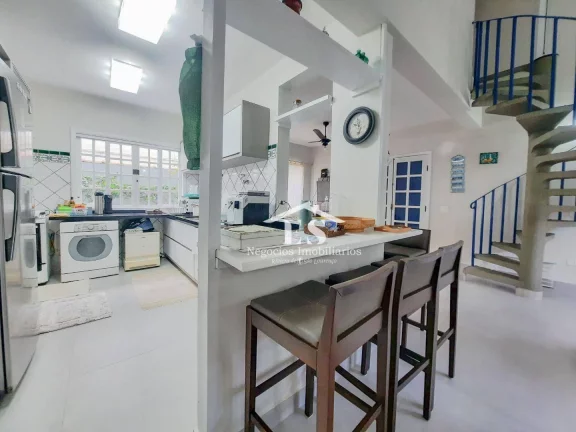 Imagem Casa à venda em Riviera, com 6 dormitórios sendo 4 suítes, 289m² área construída 3 vagas de garagem