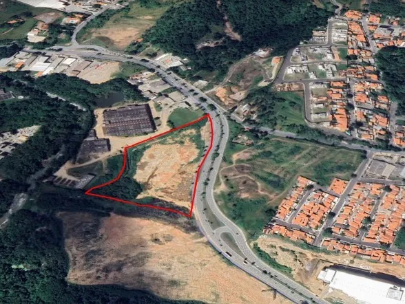Imagem Área de 32.000m² à Venda na Marginal Dom Aguirre (Marginal do Rio Sorocaba)