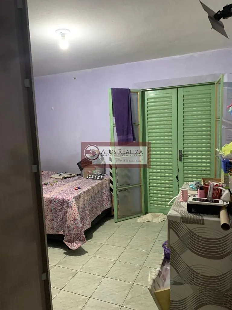 Imagem Sobrado de 220M² em Rio Bonito, São Paulo - 2 Dormitórios, 2 Banheiros por R$450.000 - Venda