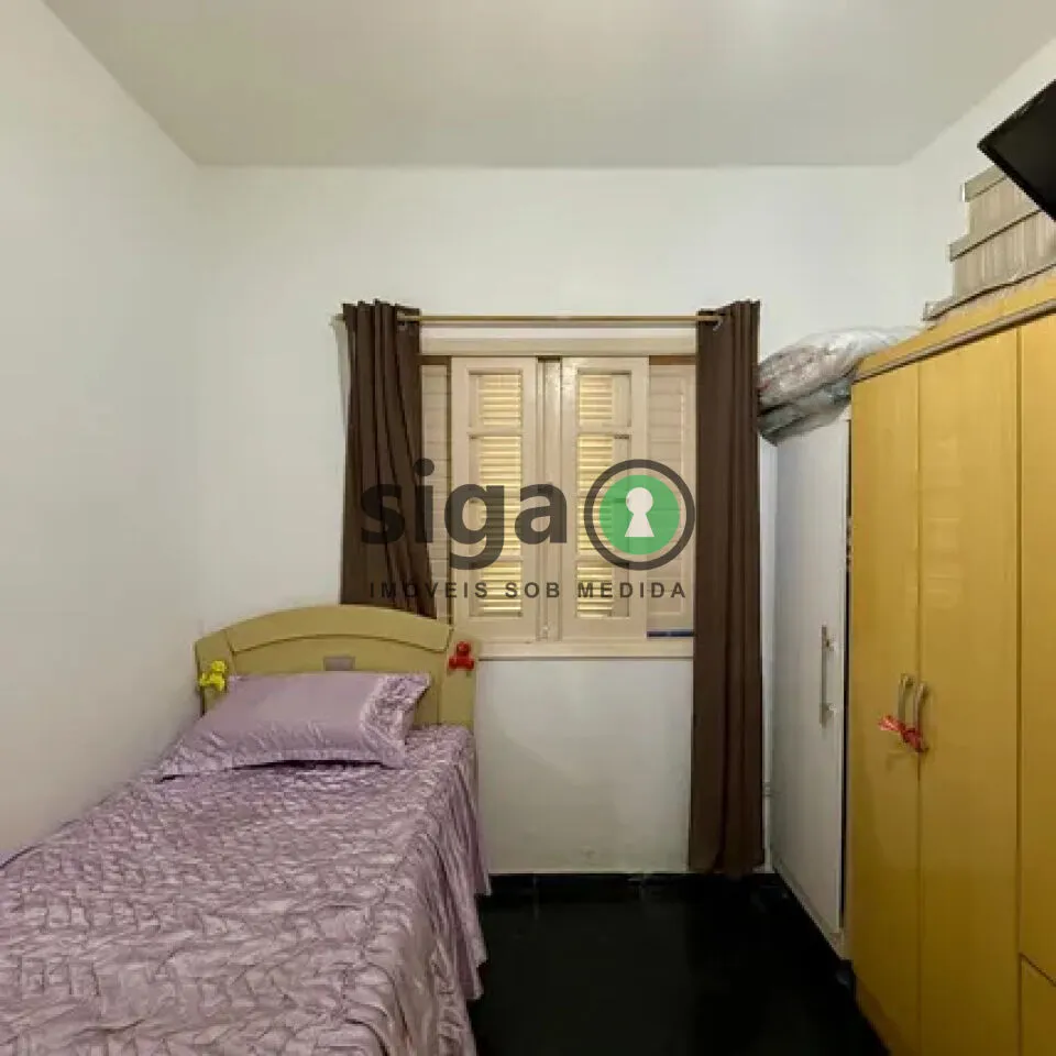 Imagem Casa com Quintal Próxima à Estação Granja Julieta e Shopping Morumbi.