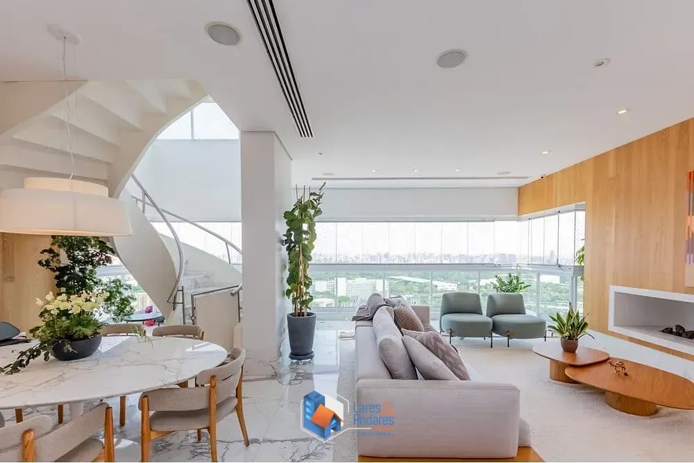 Foto do imóvel Cobertura Duplex à venda 4 Quartos 3 Suites 6 Vagas 350M² Vila Mariana São Paulo - SP em Rua Alice de Castro