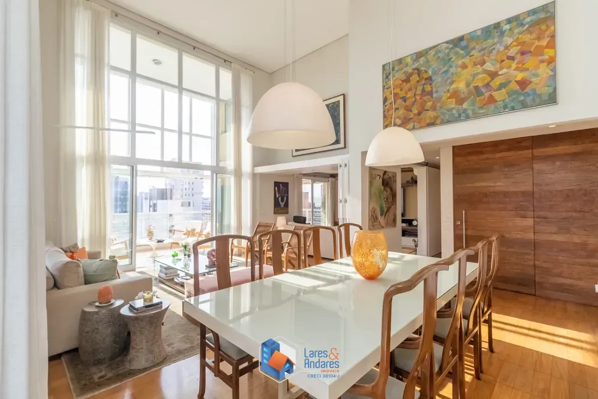 Imagem Apartamento para venda em Moema com 4 quartos, sendo 4 suítes, 300m²