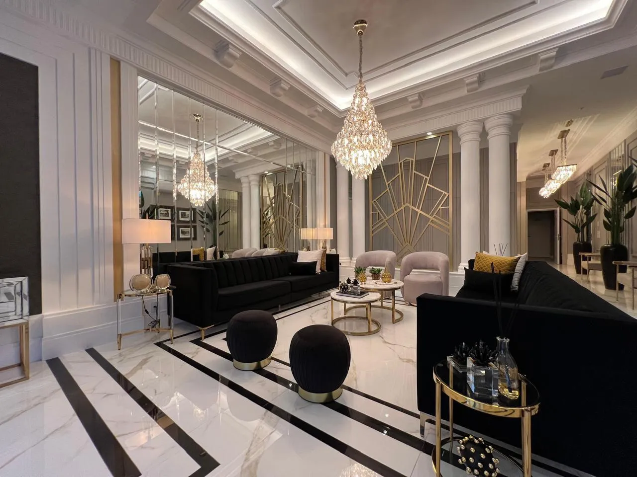 Imagem Apartamento com vista para o mar à venda com 180m2 por R$ 5.300.000,00