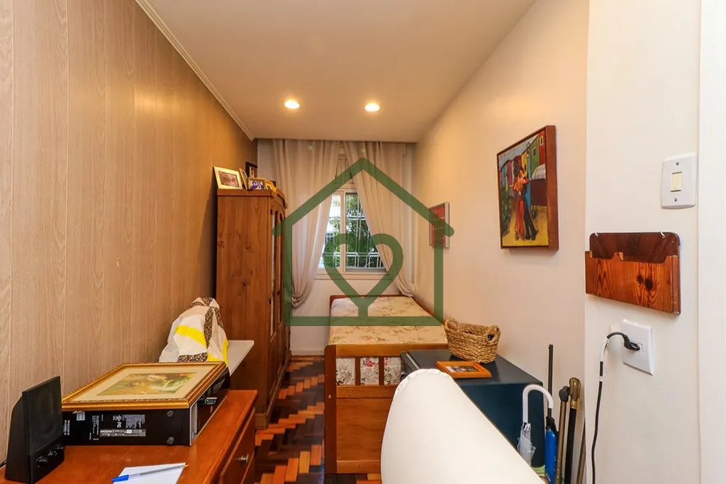 Imagem Casa com 4 dormitórios e 5 vagas no bairro Passo DAreia 
 
Casa com 180m² de área privativa, em t...