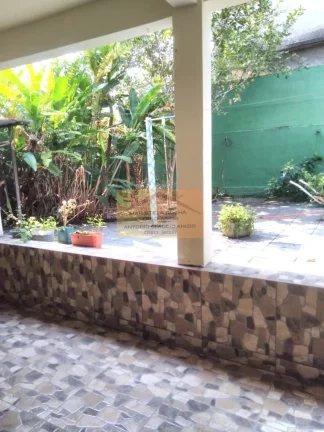 Imagem CASA ESPAÇOSA, EM ÓTIMA LOCALIZAÇÃO!
