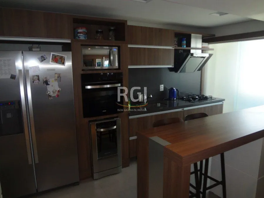 Imagem Cobertura para Venda - 267m², 3 dormitórios, sendo 1 suites, 2 vagas - Menino Deus
