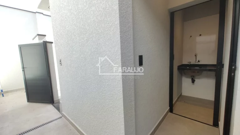 Imagem Casa em Condomínio à venda em Aldeia da Mata com 260m² 3 suítes, 4 vagas