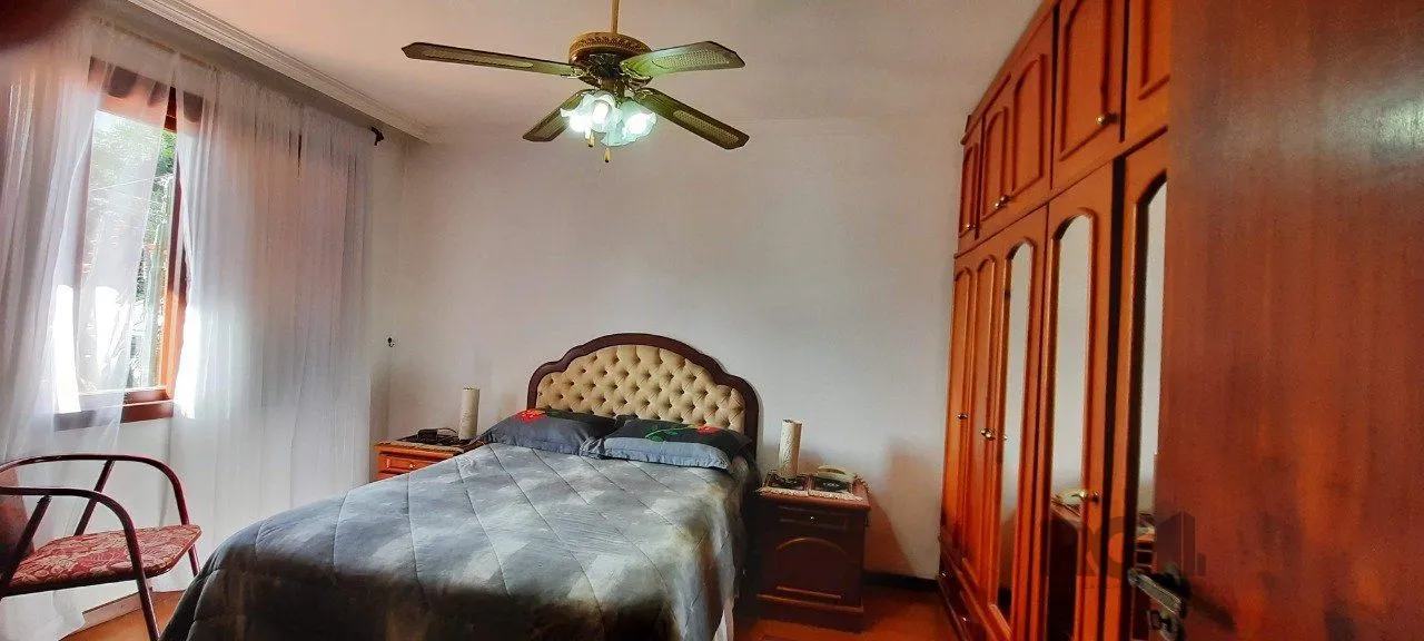 Imagem Casa Condominio para Venda - 129.58m², 3 dormitórios, sendo 1 suites, 3 vagas - Cavalhada