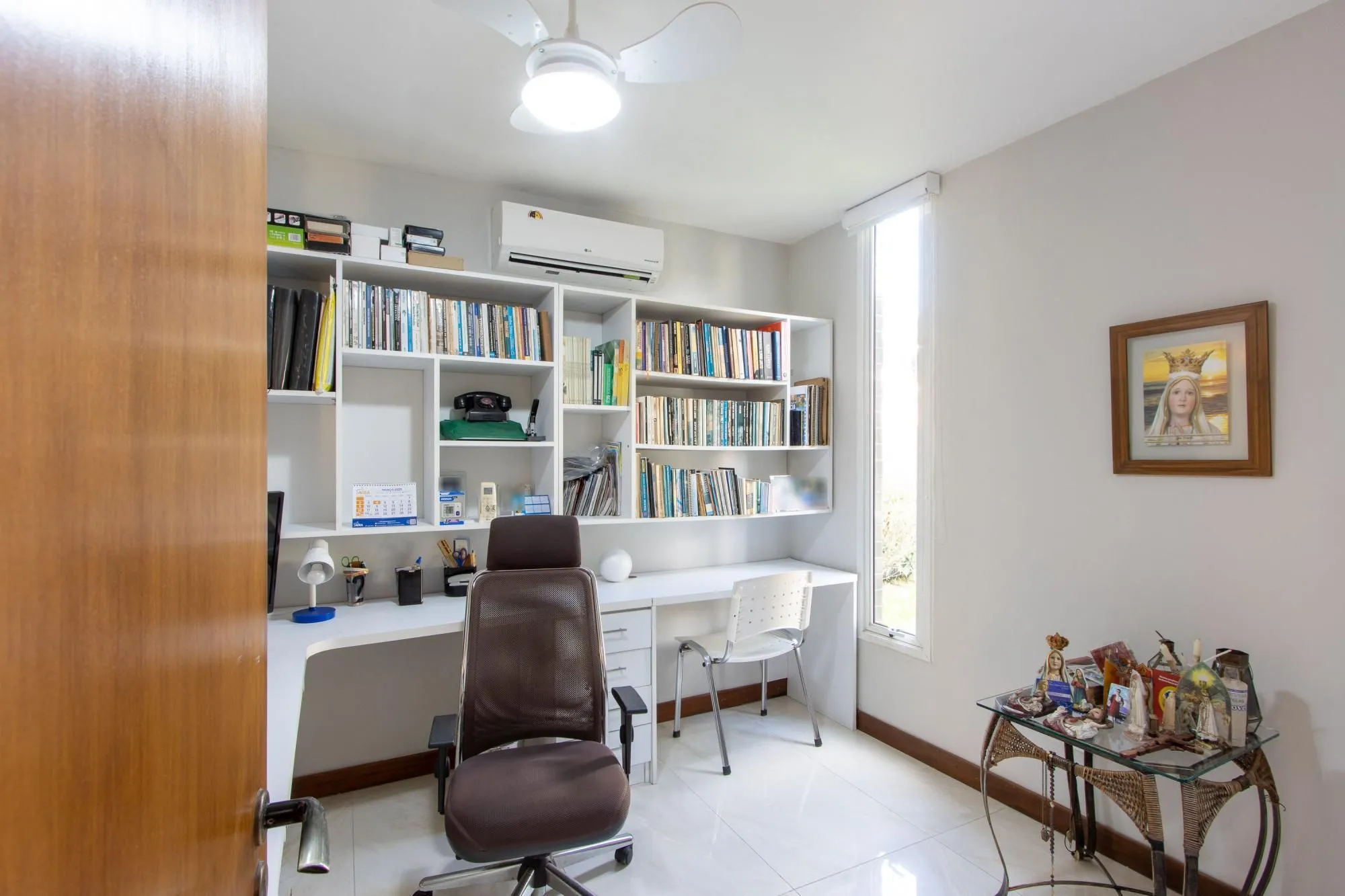 Imagem Casa 4 dormitórios com elevador