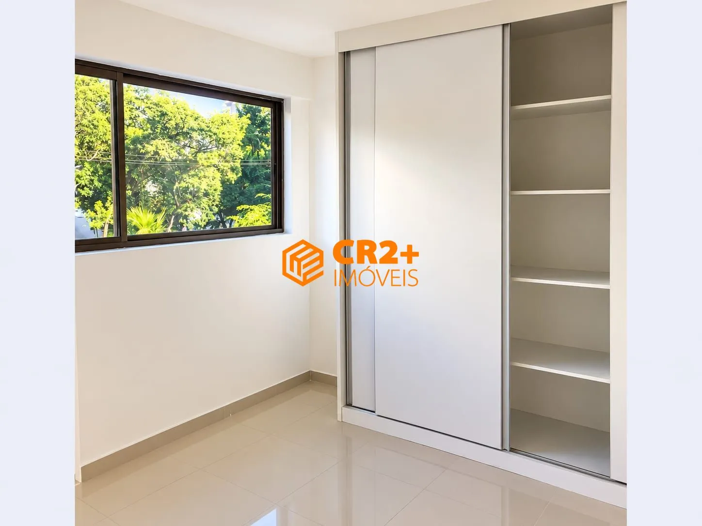 Imagem VENDO APARTAMENTO EM BOA VIAGEM | 130 m² | 4 QUARTOS