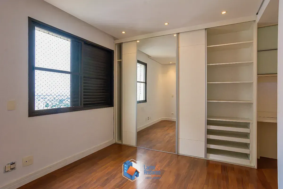 Imagem Cobertura para venda em Vila Suzana com 3 quartos, sendo 3 suítes, 283m²