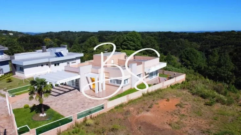Imagem CASA RESIDENCIAL em Gramado - RS, Mato Queimado