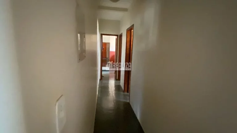 Imagem Apartamento com 3 dormitórios e suíte no Condomínio Edifício Fabiana, em Uberaba - Imperdível!