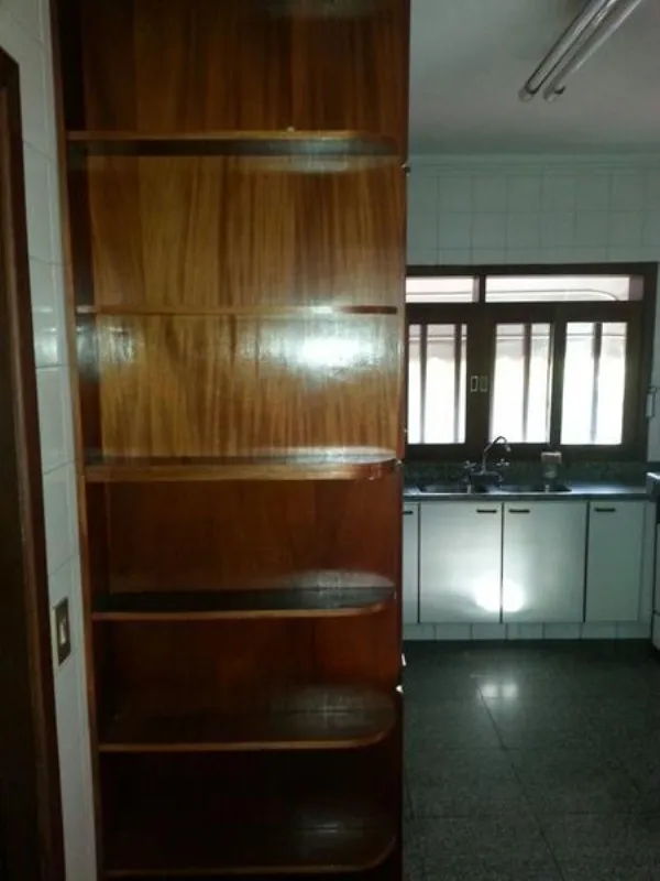 Imagem CASA COMERCIAL PARA LOCAÇÃO E VENDA.