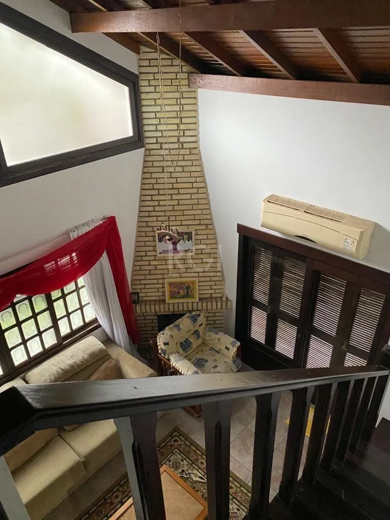 Imagem Casa para Venda - 330m², 6 dormitórios, 3 vagas - Cavalhada