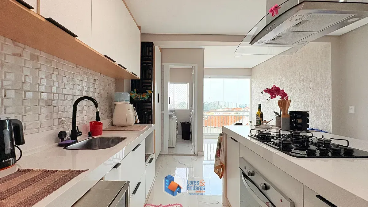 Imagem Sobrado para venda em Jardim Regina com 2 quartos, sendo 2 suítes, 114m²