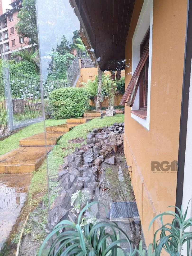 Imagem Casa condomínio | 4 quartos | 1 suíte | 2 vagas | Gramado - RS