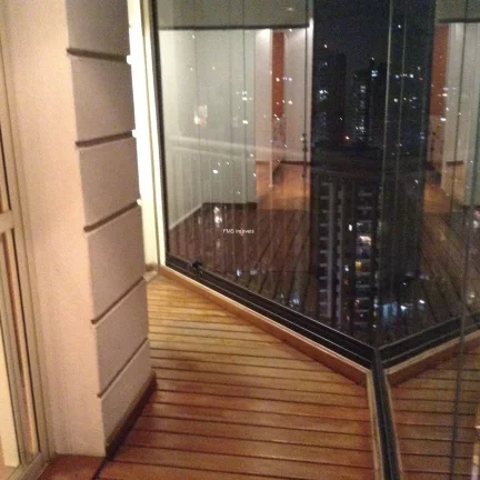 Foto do imóvel Imperdível: Apartamento de Luxo à venda em São Paulo-SP, Jardim Vila Mariana 4 quartos, 4 suítes, 2 salas, 6 banheiros, 4 vagas, 165m².