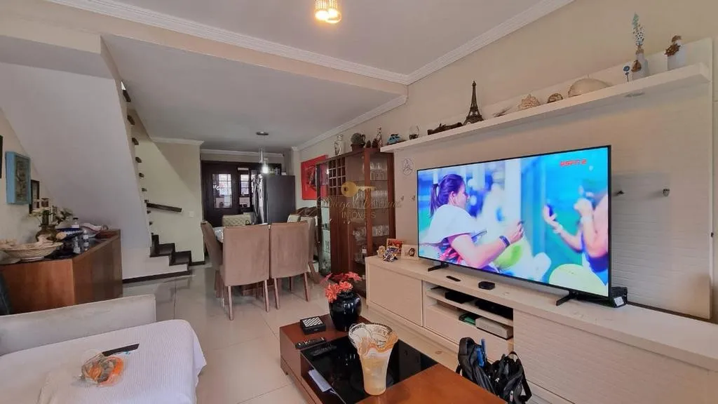 Imagem Casa em Condomínio para Venda em Teresópolis / RJ no bairro Quebra Frascos