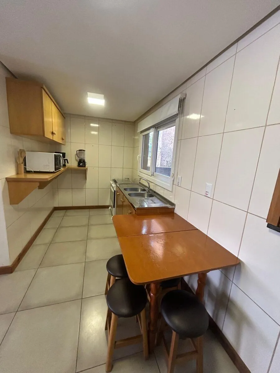 Imagem Casa em Canela no bairro Vila Maggi de 4 dormitórios