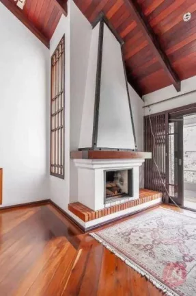 Imagem Casa à venda, 253 m² por R$ 1.600.000,00 - Rio Branco - Porto Alegre/RS