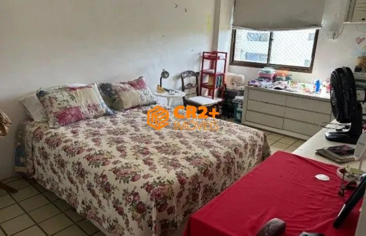 Imagem Vendo apartamento 03 quartos, 01 suíte, 237m2, 03 vagas de garagem na Jaqueira.