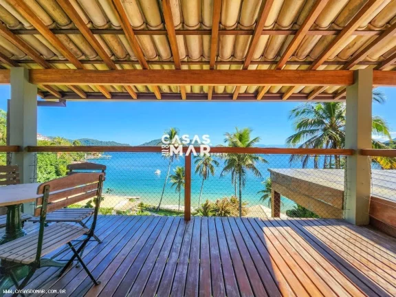 Imagem Casa Frente Mar para Venda em Angra dos Reis / RJ