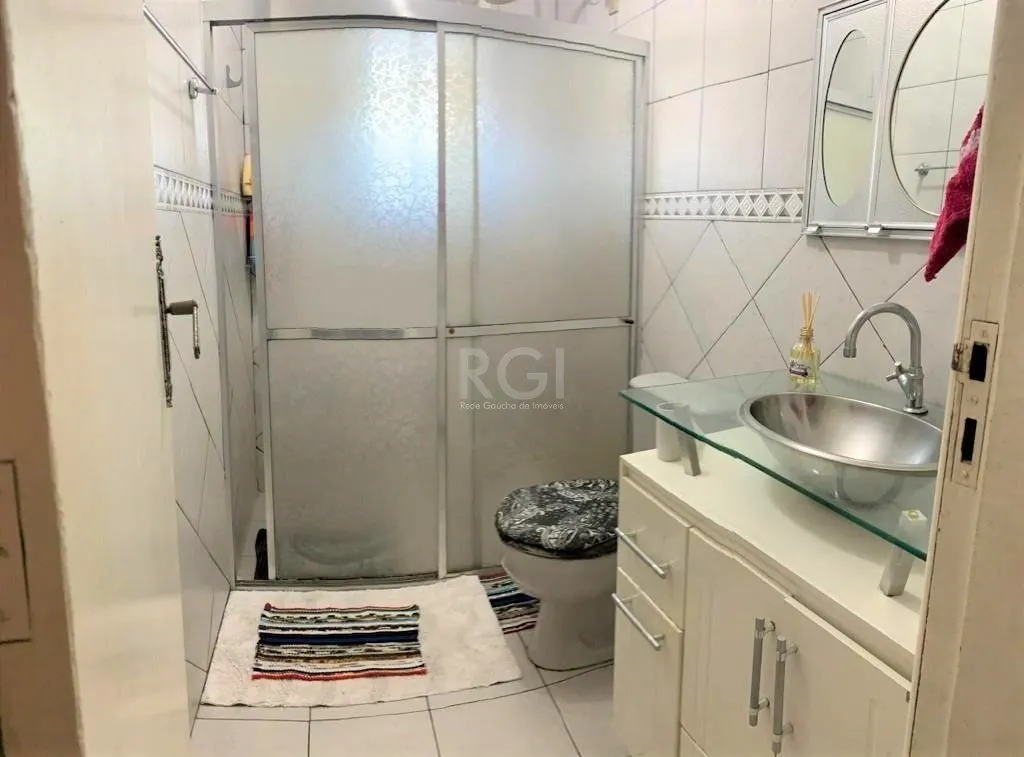 Imagem Casa de 175m², com 3 dormitórios