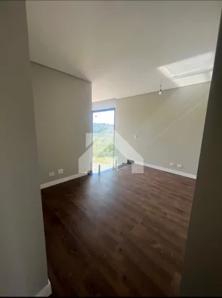 Imagem Casa de Condomínio em Sítio do Rosário - Santana de Parnaíba