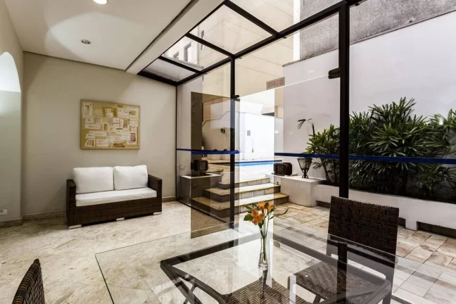 Imagem Flat disponível para locação no La Residence Itaim by Manager, com 260m², 3 dormitório e 2 vagas de garagem