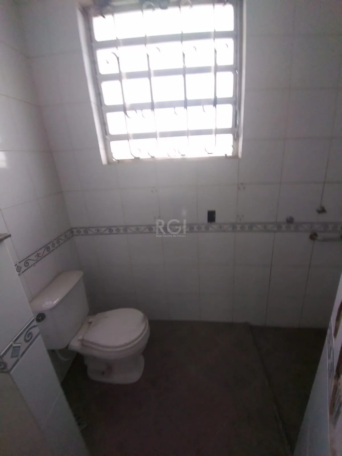 Imagem Casa Comercial para Venda - 250m², 0 dormitórios, 10 vagas - Glória