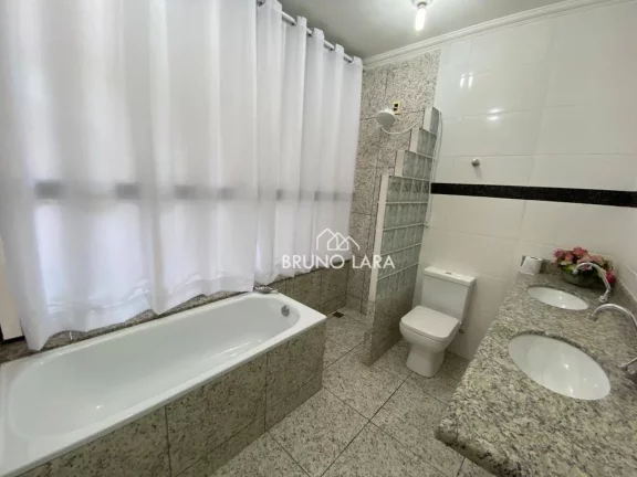 Imagem Casa á venda em Igarapé / MG bairro Roseira