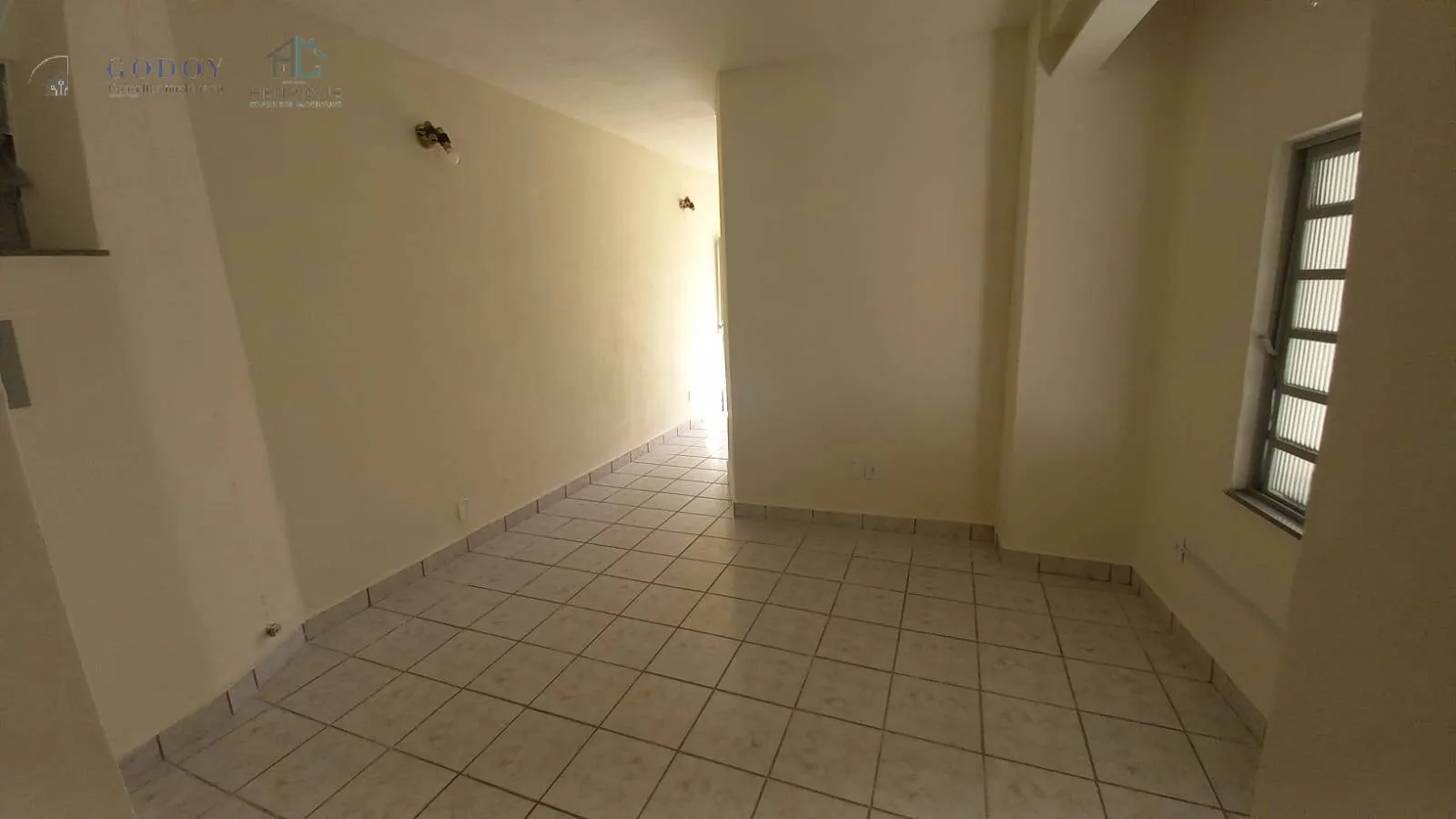 Imagem Excelente Investimento com 3 Casas no Mesmo Terreno