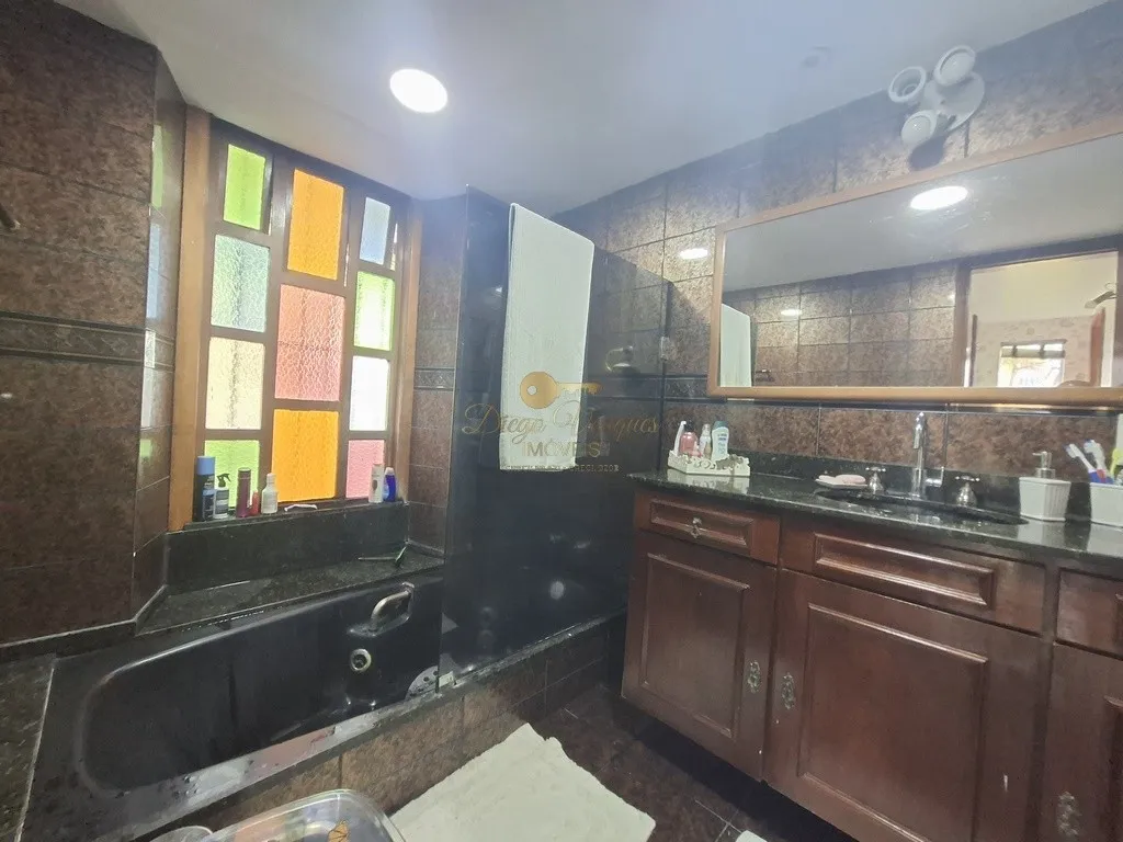 Imagem Casa para Venda em Teresópolis / RJ no bairro Várzea