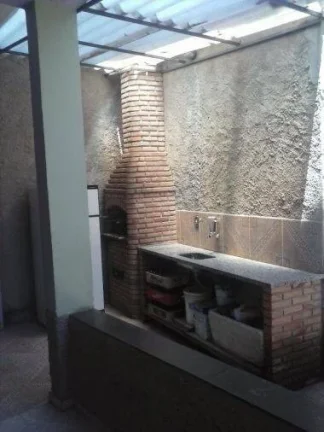 Imagem Excelente casa no melhor ponto do bairro.