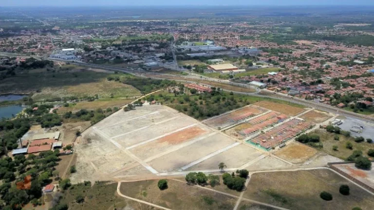 Imagem Terreno a Venda no bairro Planalto Horizonte - Horizonte, CE
