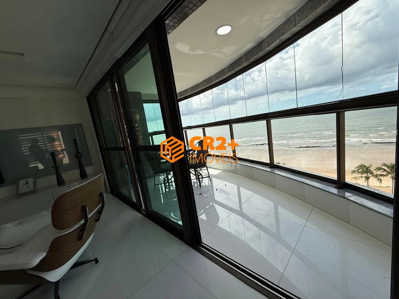 Imagem Apartamento de luxo na Av Boa Viagem - 3 suítes -177m²